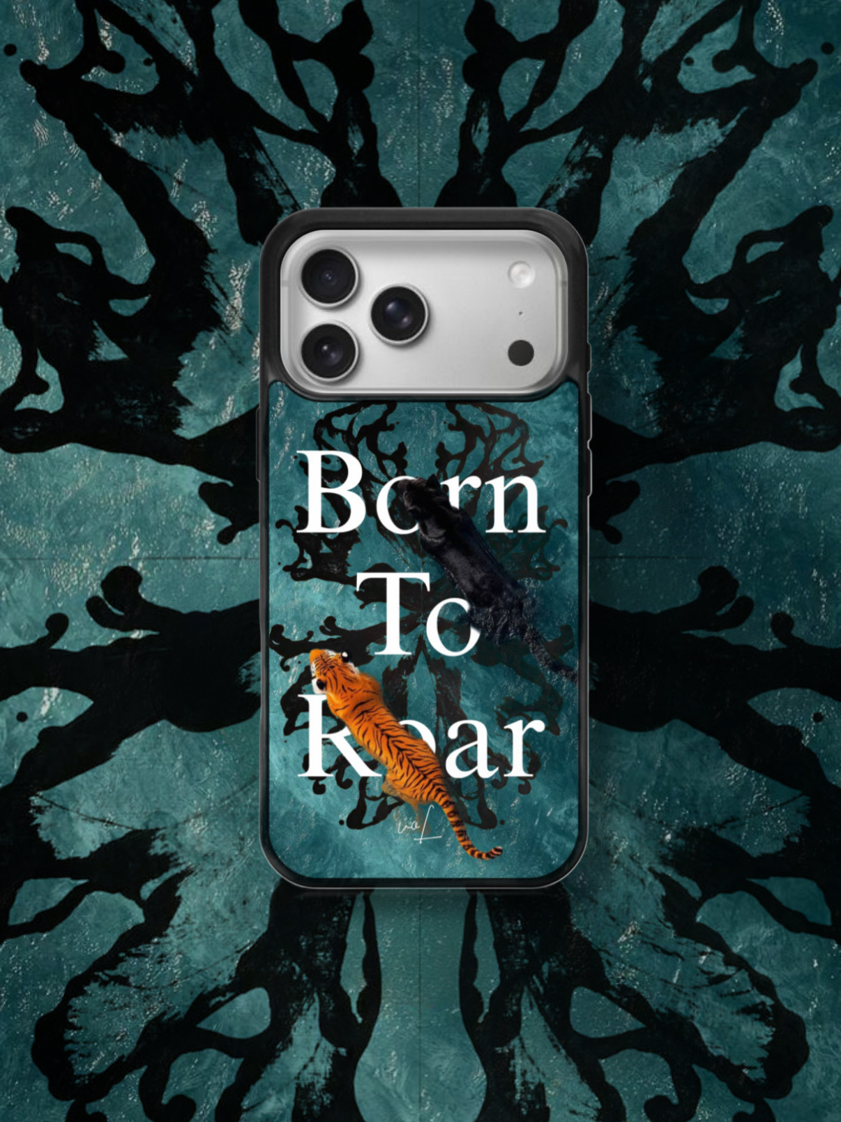 قاب موبایل مدل    « Born to roar »
